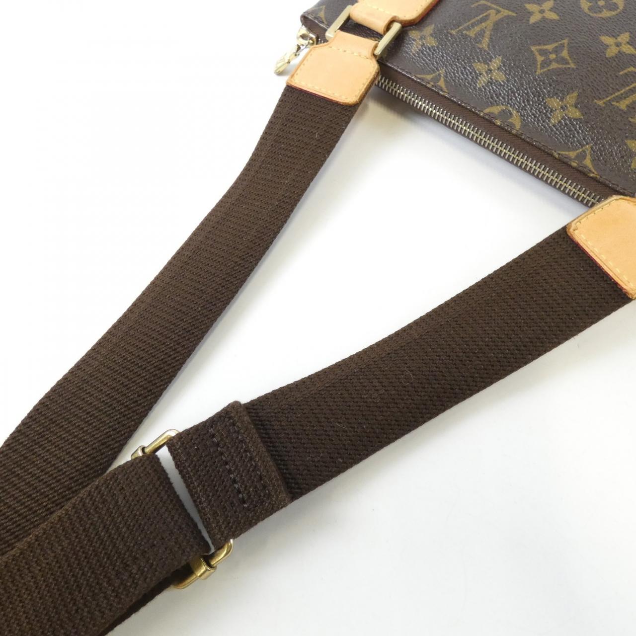 ルイヴィトン モノグラム ポシェット ボスフォール M40044 ショルダーバッグ