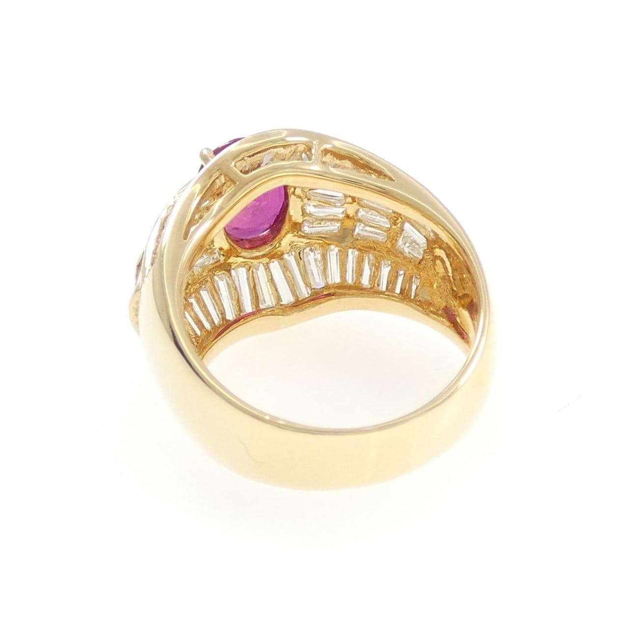 750YG ルビー リング 2.77CT タイ産
