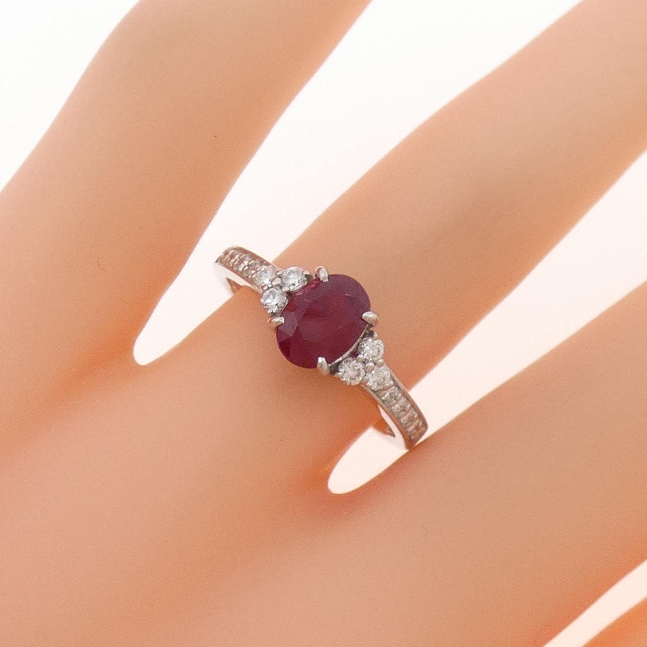 PT950 ルビー リング 1.07CT