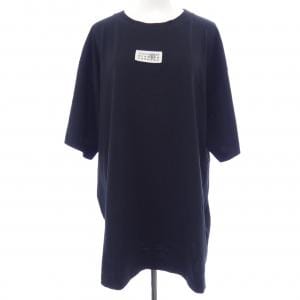 エムエムシックス MM6 SH0GC0017 UNISEX Tシャツ