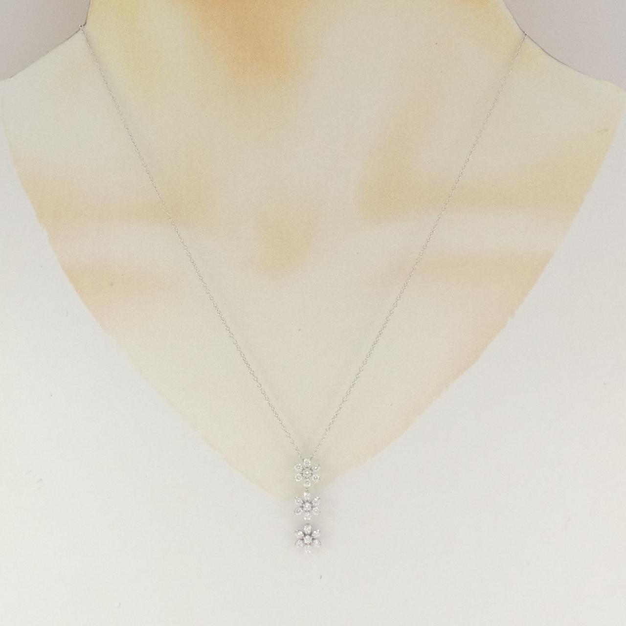K18WG フラワー ダイヤモンド ネックレス 0.51CT