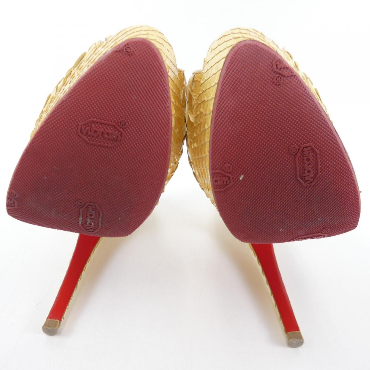 クリスチャンルブタン CHRISTIAN LOUBOUTIN パンプス