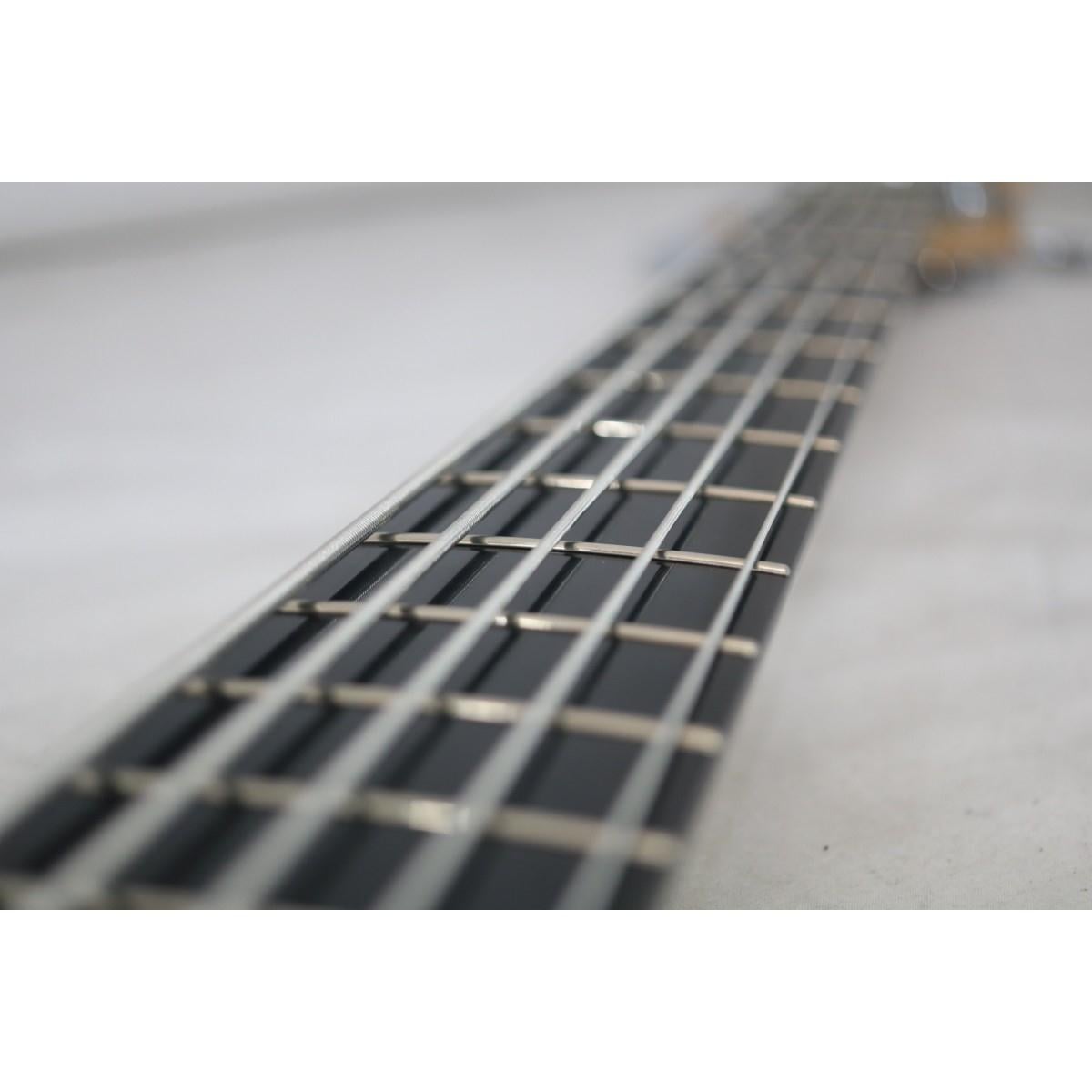 ＳＱＵＩＥＲ　　ＤＥＬＵＸＥ　ＡＣＴＩＶＥ　ＪＡＺＺ　ＢＡＳＳ　Ｖ