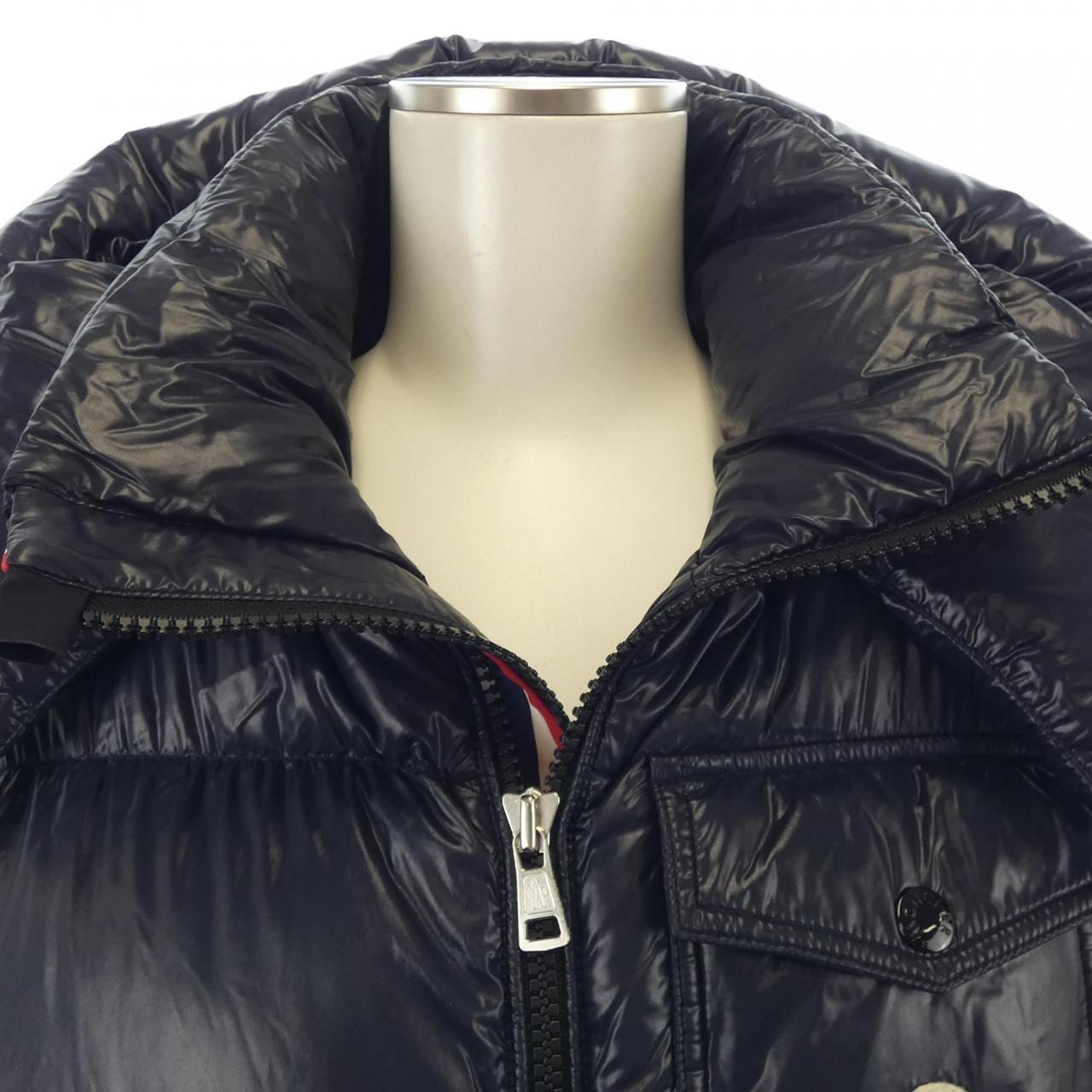 モンクレール MONCLER MONTBELIARD ダウンジャケット