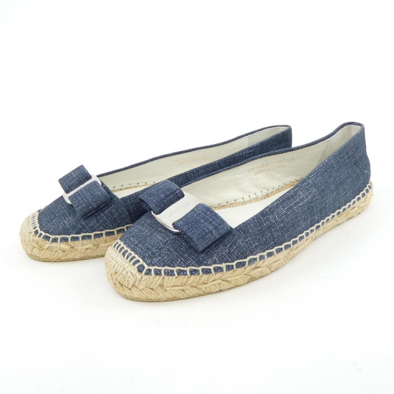 サルヴァトーレフェラガモ SALVATORE FERRAGAMO フラットシューズ