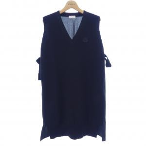 モンクレール MONCLER 10939L00010 ワンピース