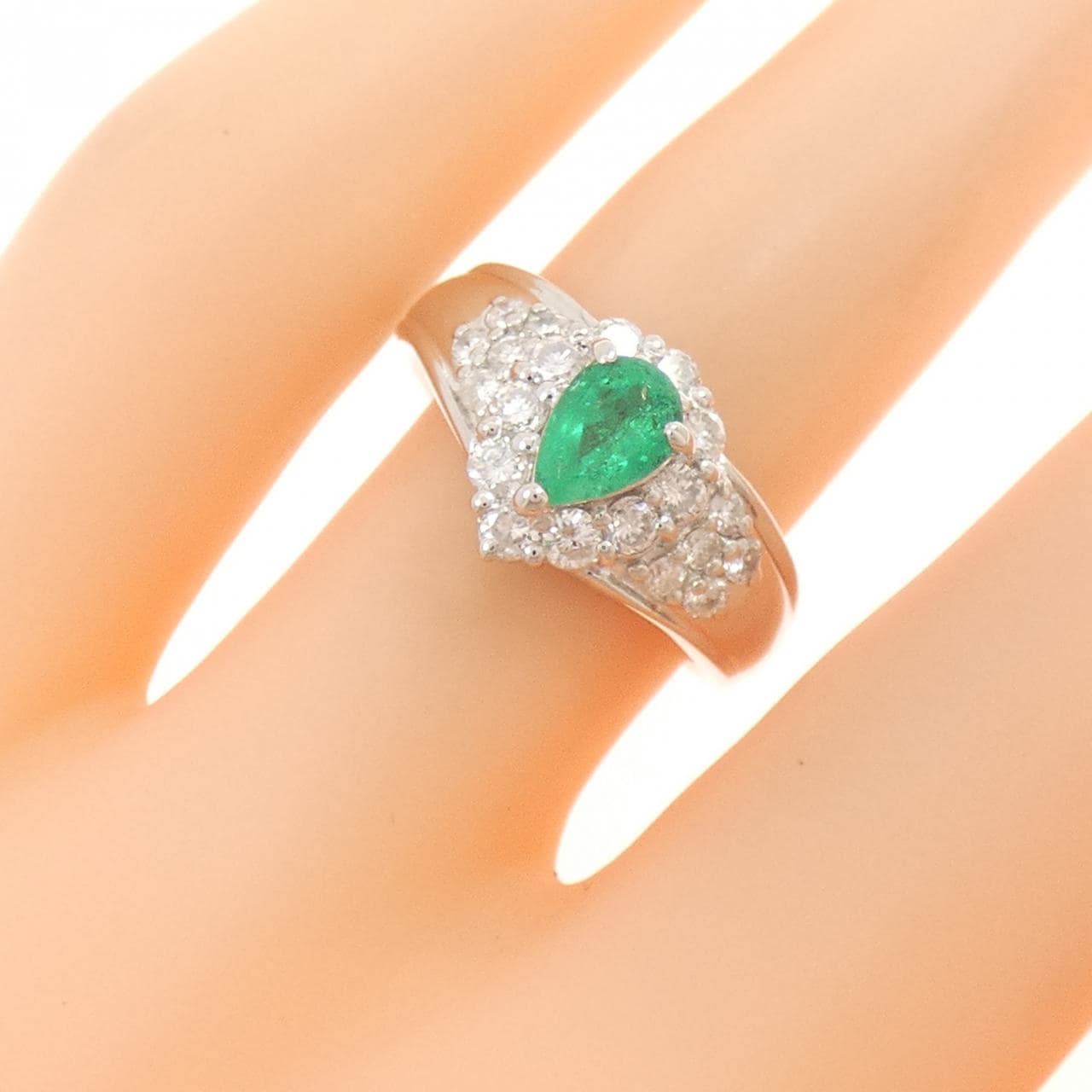 PT900 エメラルド リング 0.39CT