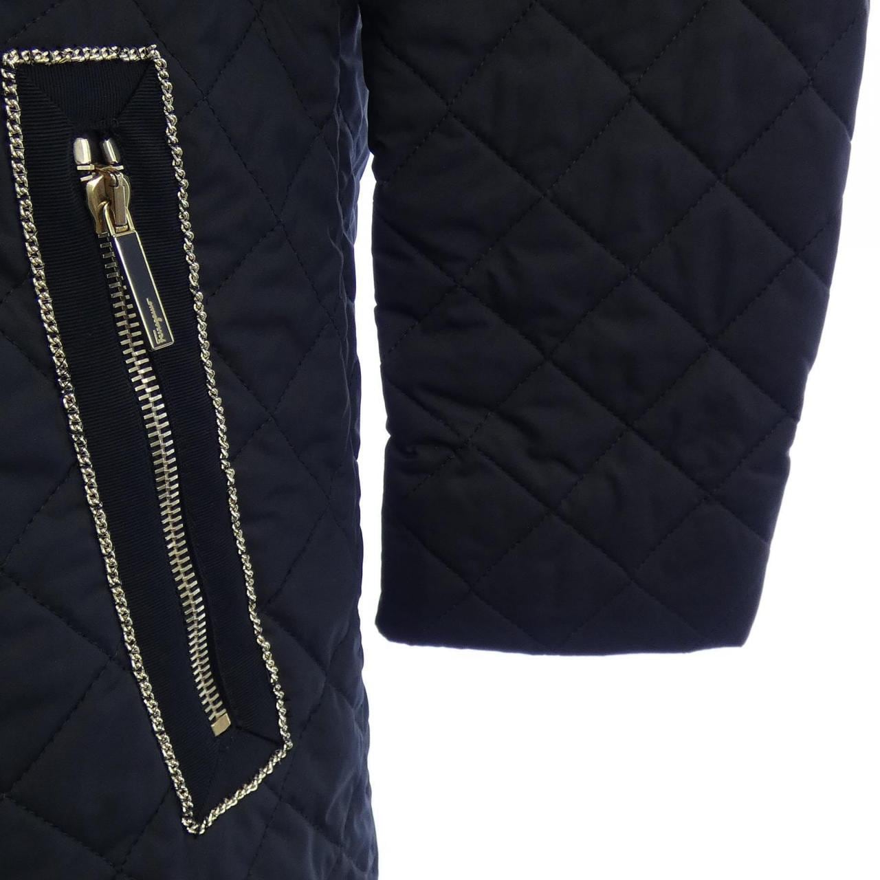 サルヴァトーレフェラガモ SALVATORE FERRAGAMO コート