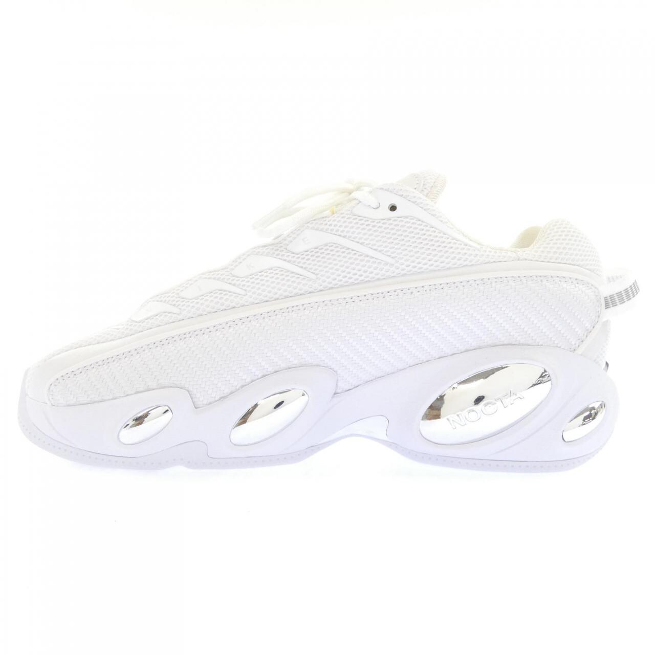 ナイキ NIKE DM0879-100 スニーカー