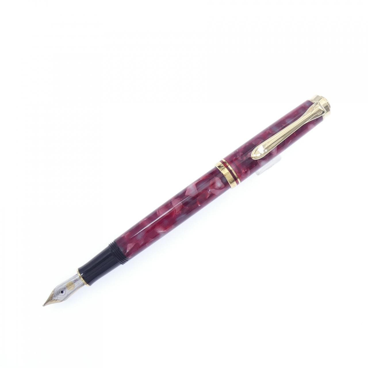 Pelikan Souverän M320 Ruby Red Fountain Pen