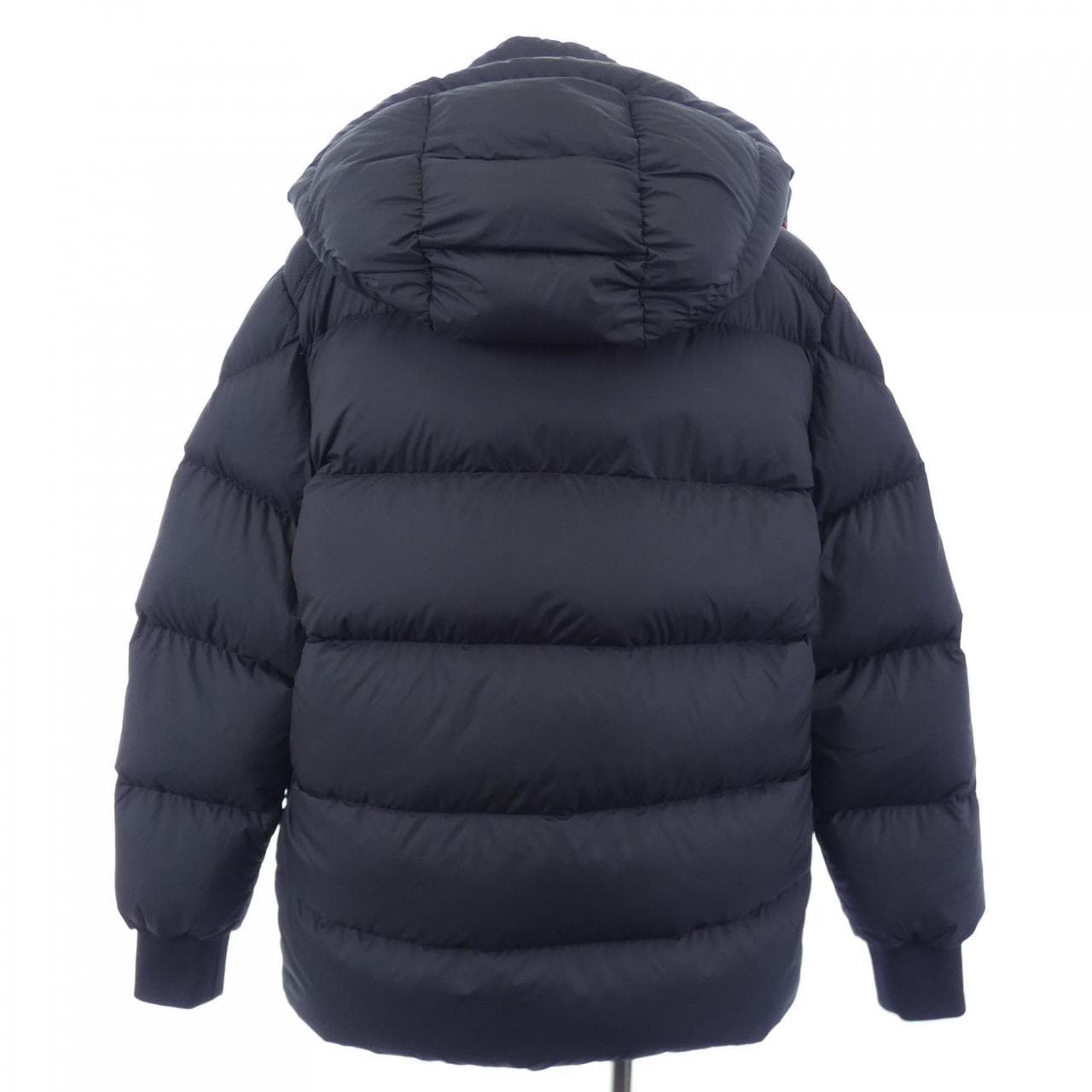 モンクレール MONCLER ダウンジャケット