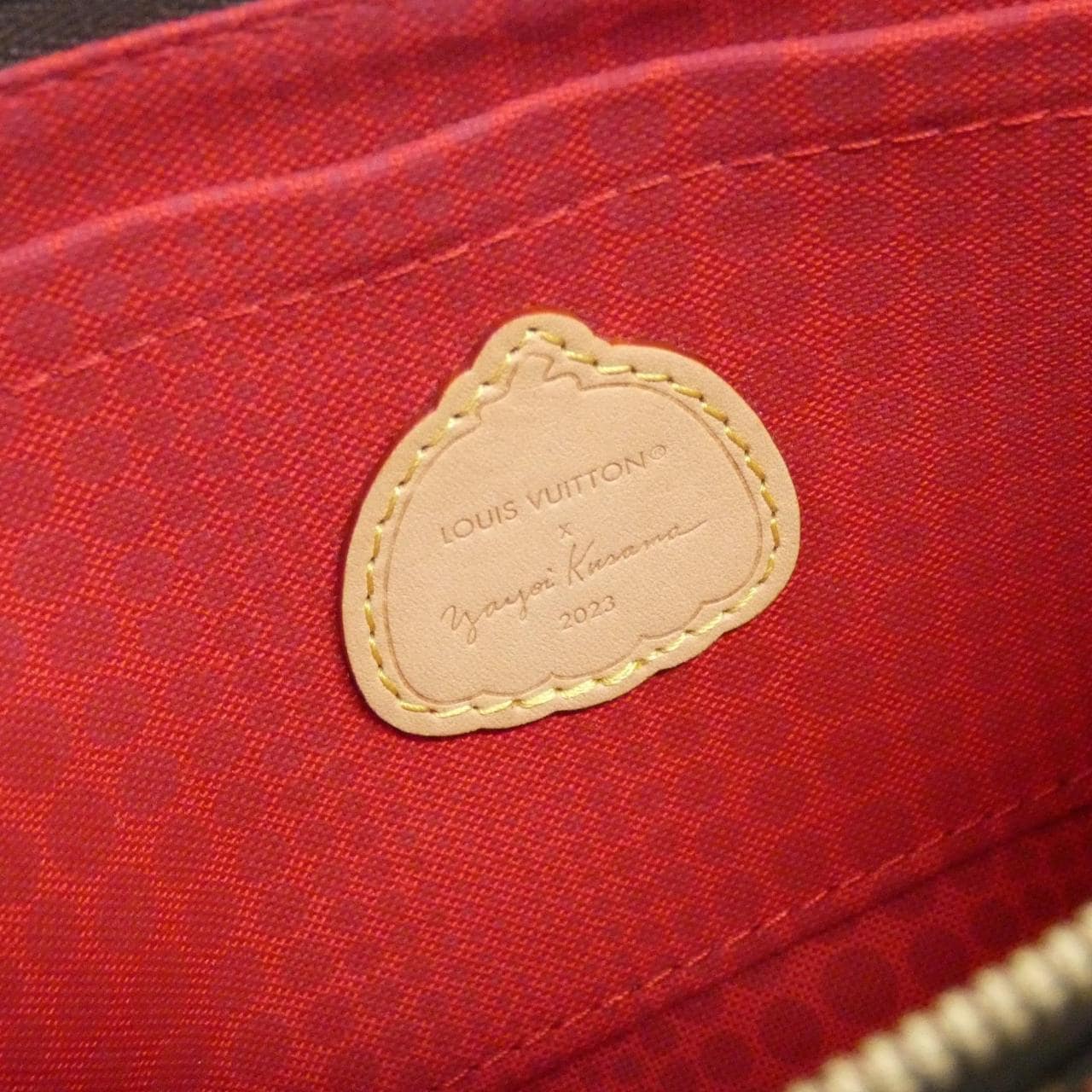 ルイヴィトン モノグラム(LV X YK) ミュルティ ポシェット アクセソワール M46385 ショルダーバッグ