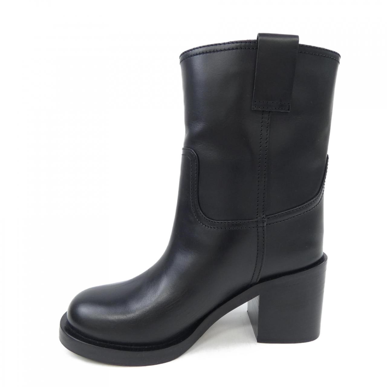 MIU MIU MIU MIU靴子