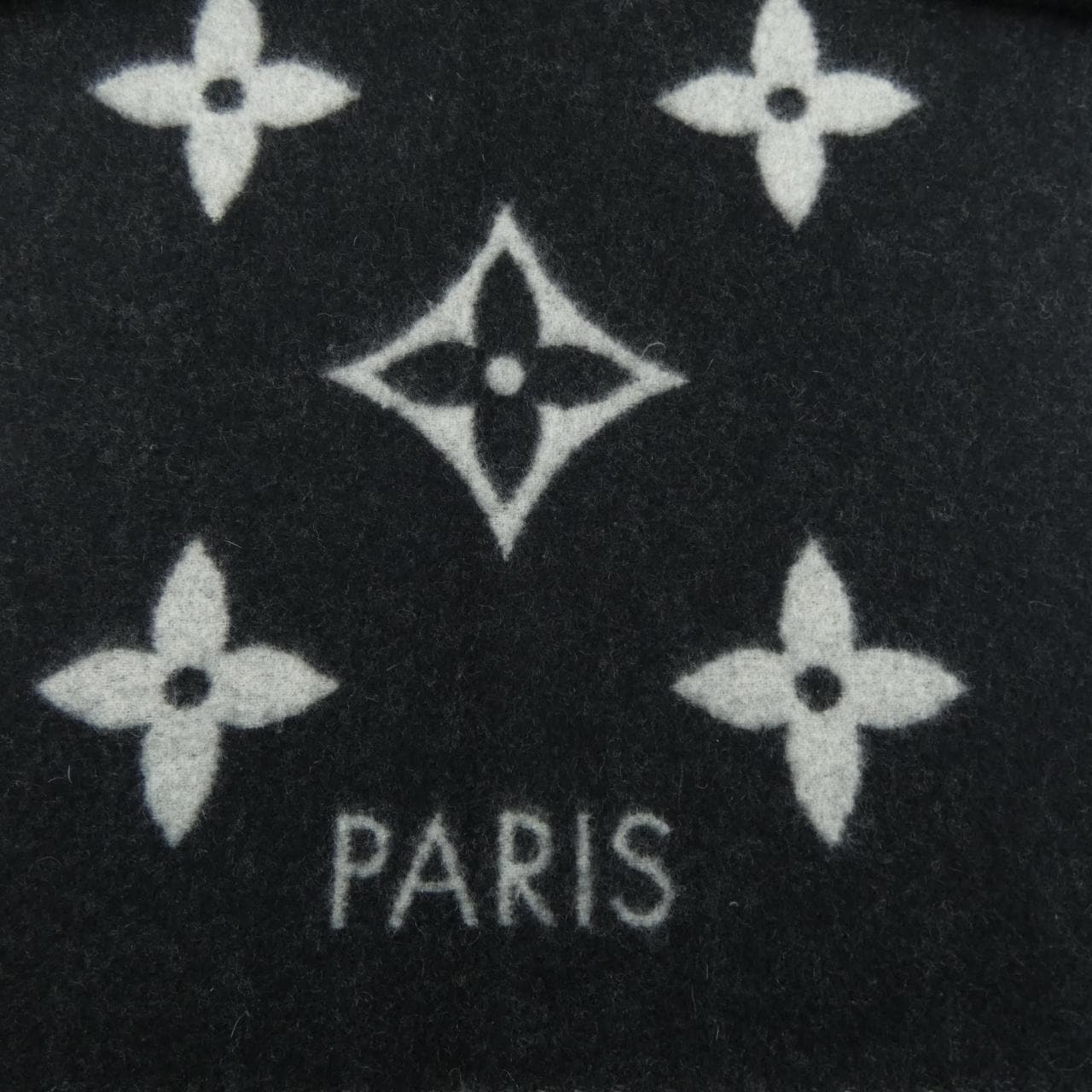 ルイヴィトン LOUIS VUITTON レイキャビック M71040 MUFFLER