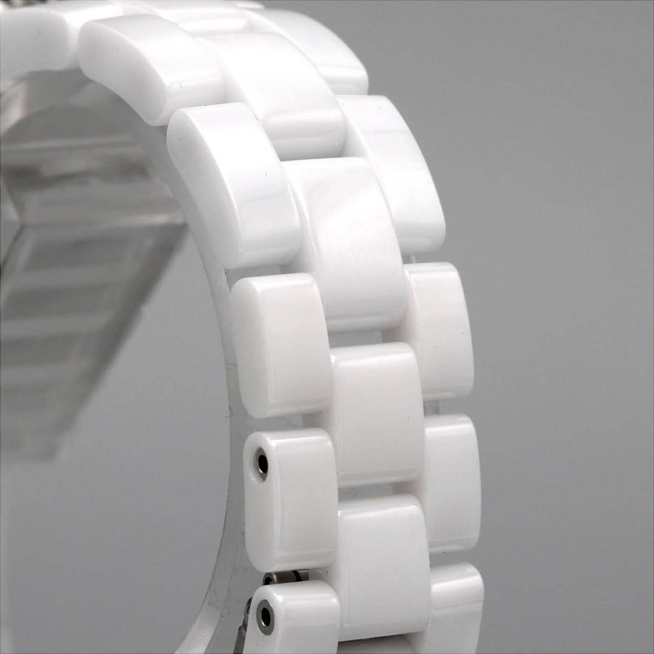 シャネル J12ウォンテッドドゥシャネル 33mmセラミック H7419 セラミック クォーツ