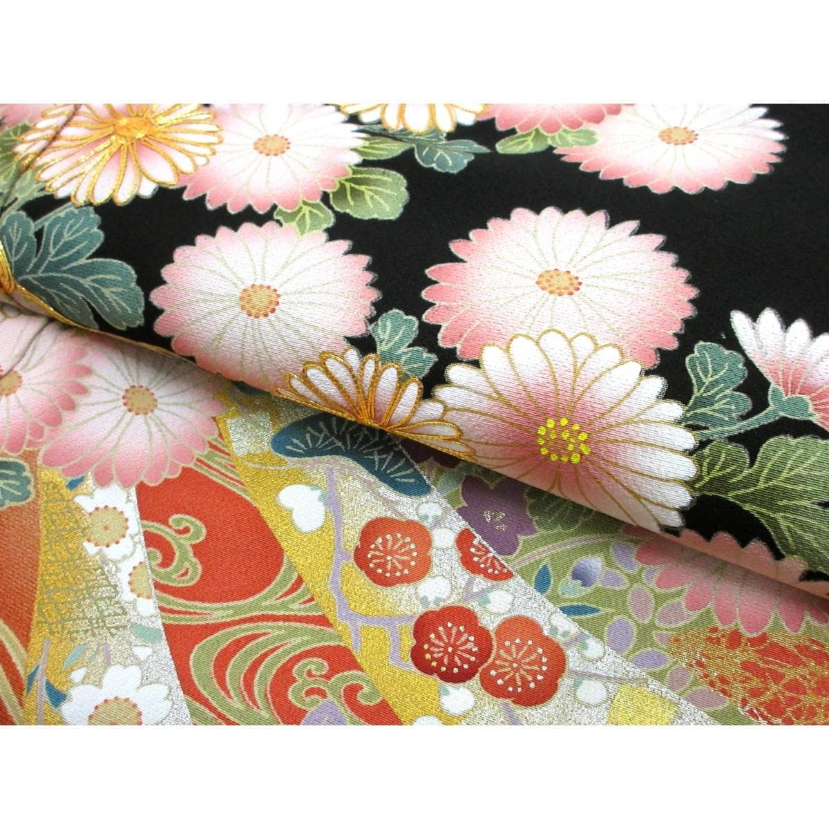 留袖　友禅金彩加工　刺繍入り　丸に橘