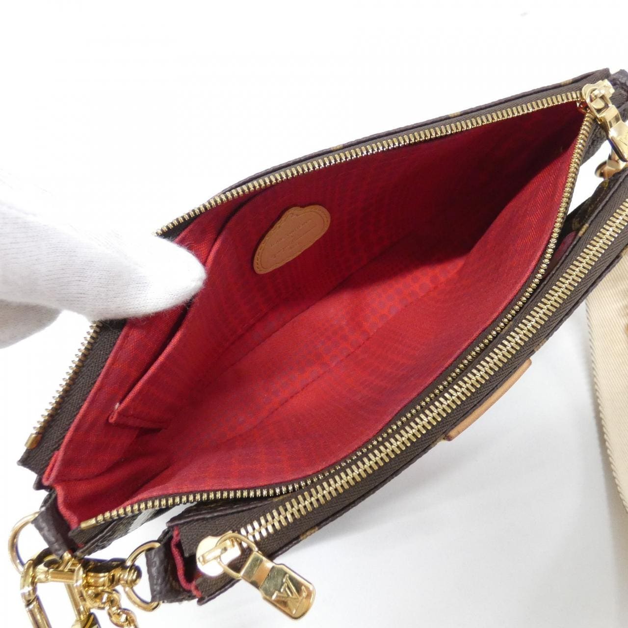 ルイヴィトン モノグラム(LV X YK) ミュルティ ポシェット アクセソワール M46385 ショルダーバッグ