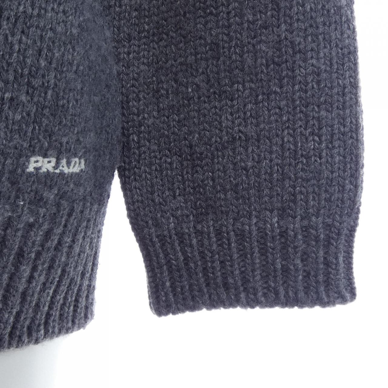 プラダ PRADA P25O13 SOOO 18VZ カーディガン