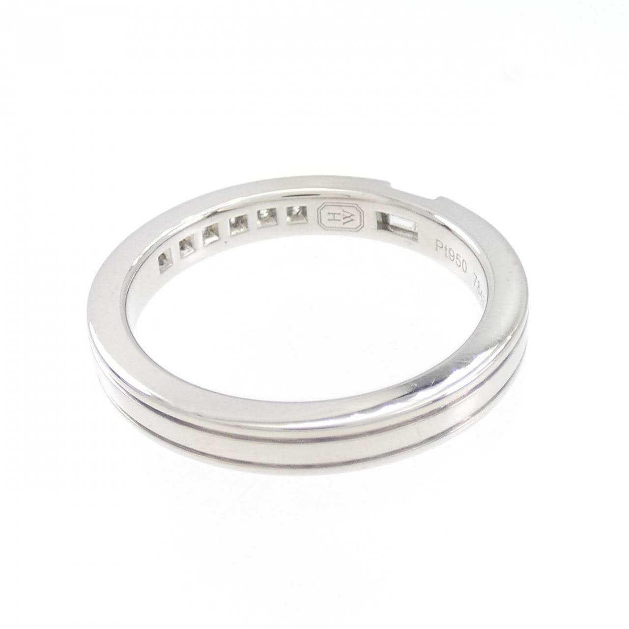 HARRY WINSTON Traffic by HARRY WINSTON Accent 戒指