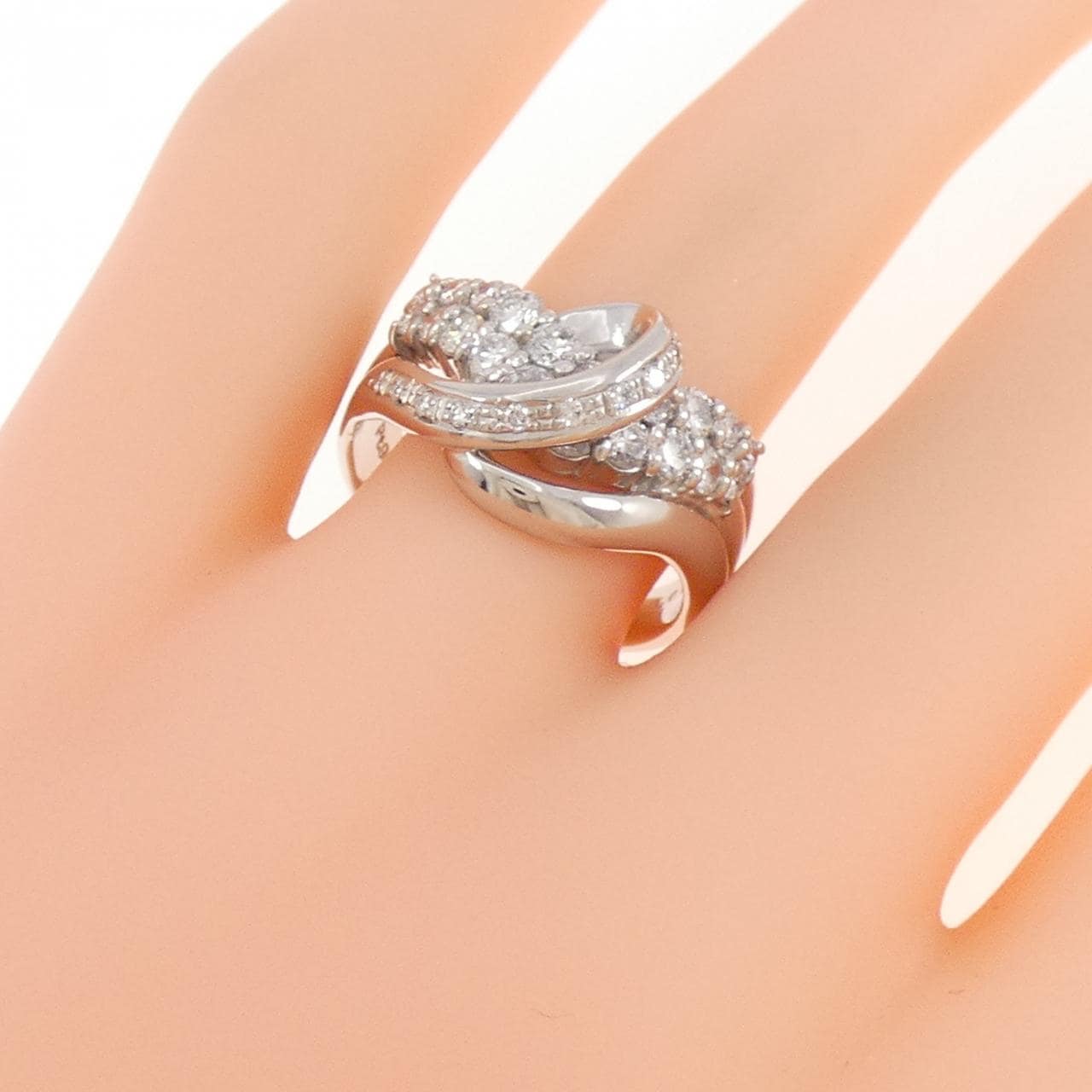 PT900 ダイヤモンド リング 1.01CT