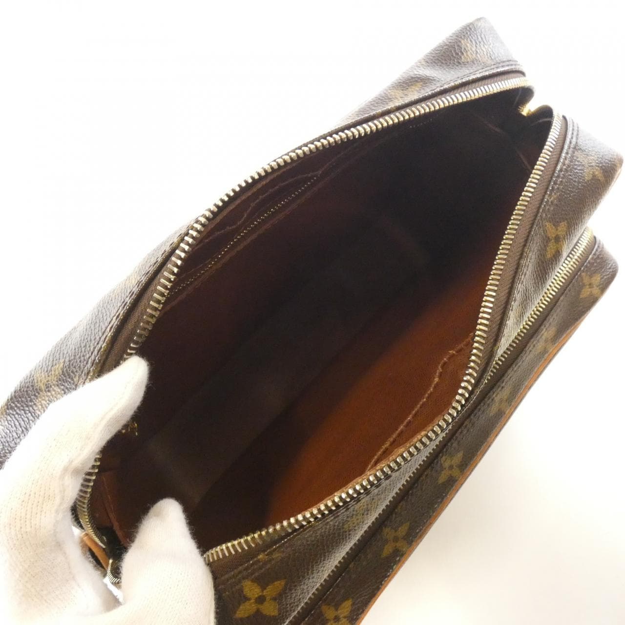 ルイヴィトン モノグラム ナイル M45244 ショルダーバッグ