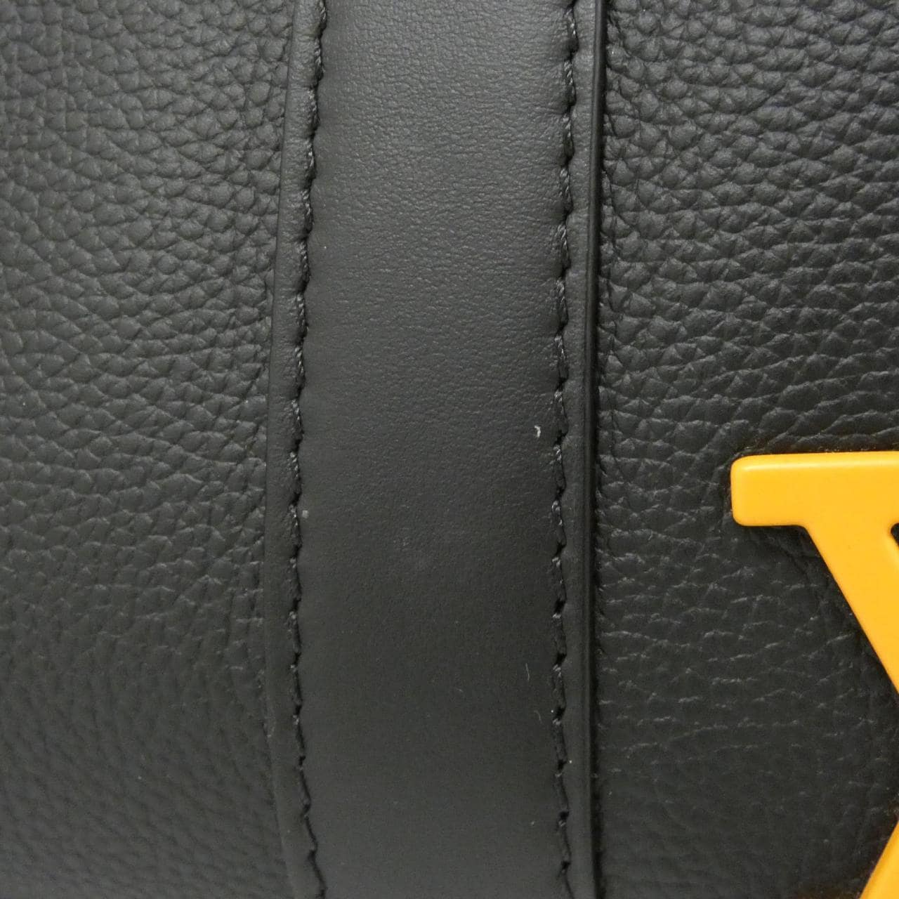 ルイヴィトン ダミエ ディストーテッド シティ キーポル M57417 ショルダーバッグ