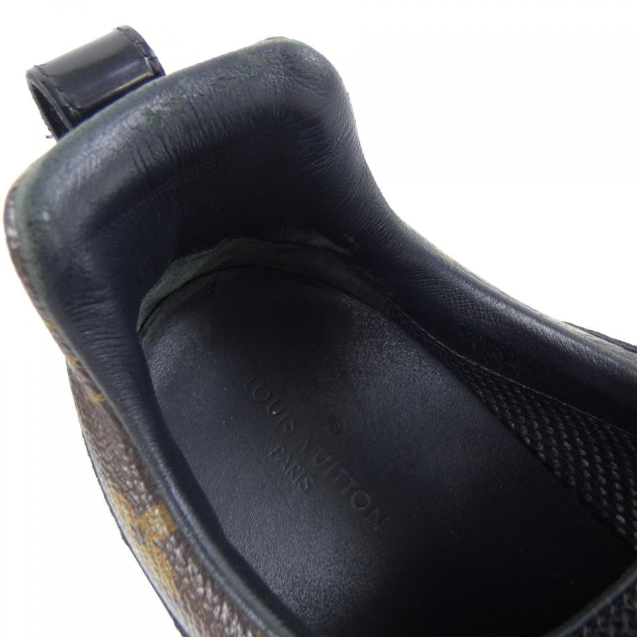 LOUIS VUITTON Vuitton Runaway Line Sneakers