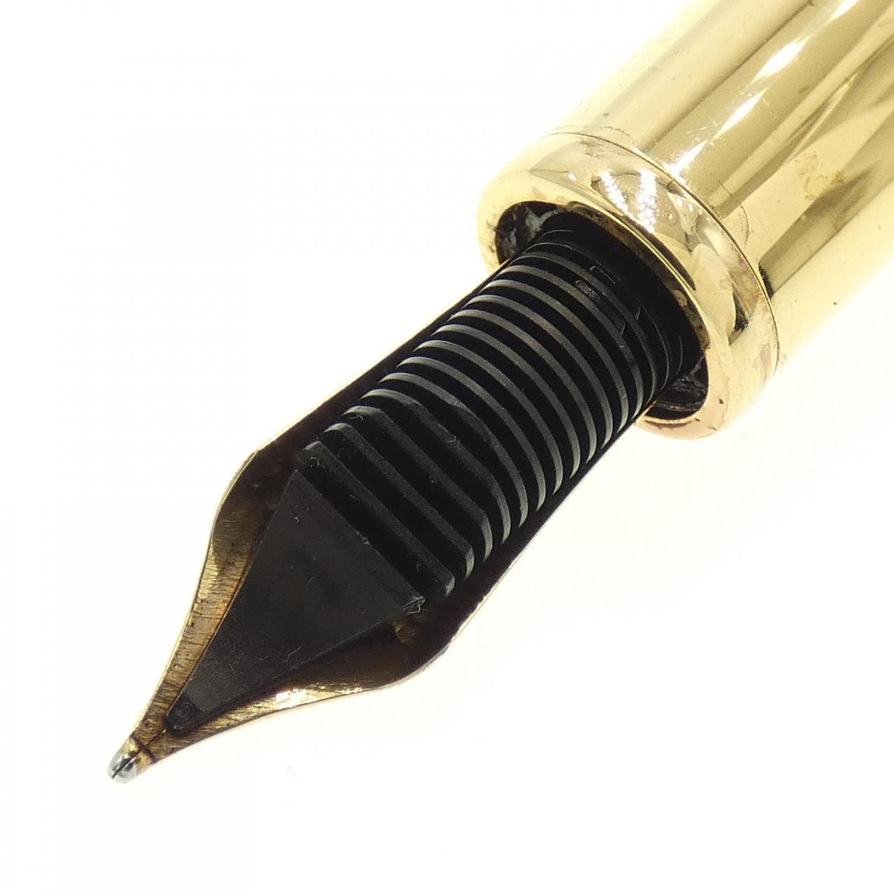 MONTBLANC 2005 Julius II Gold Plated Fountain Pen