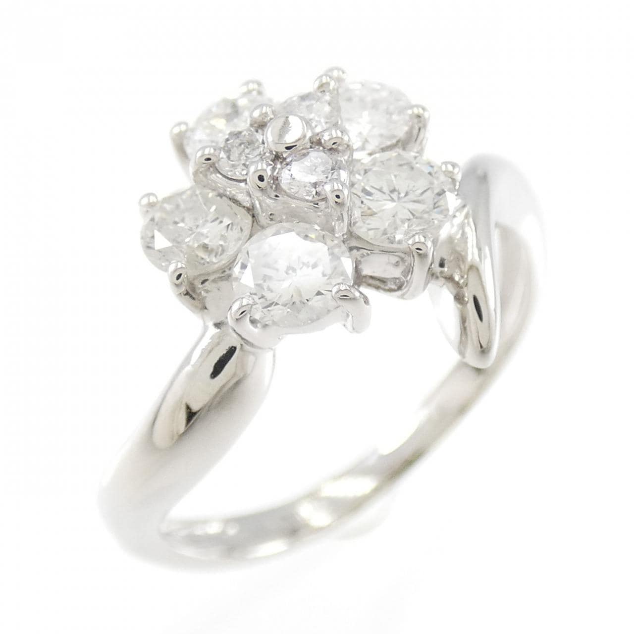 PT900 Flower Diamond Ring 1.00CT