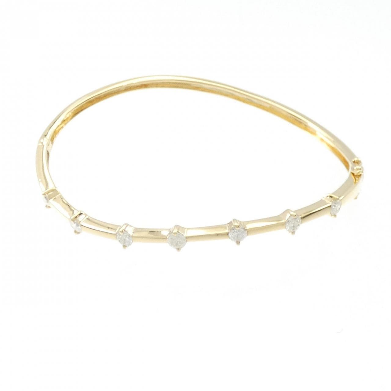 750YG Diamond Bangle