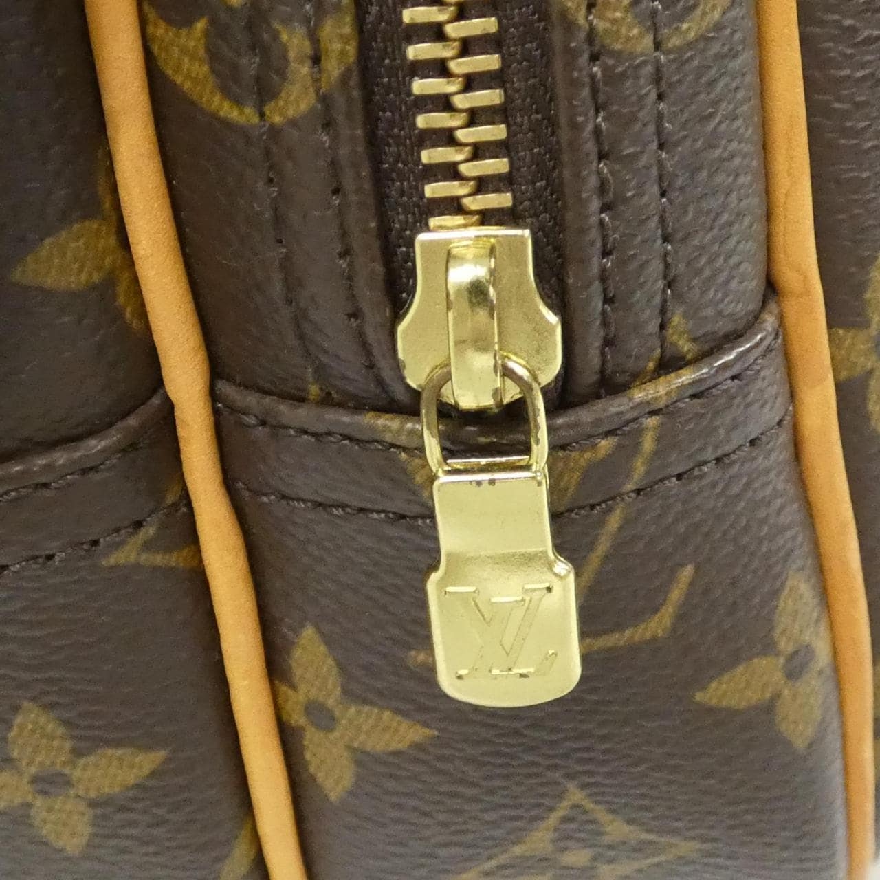 ルイヴィトン モノグラム リポーター 28cm M45254 ショルダーバッグ