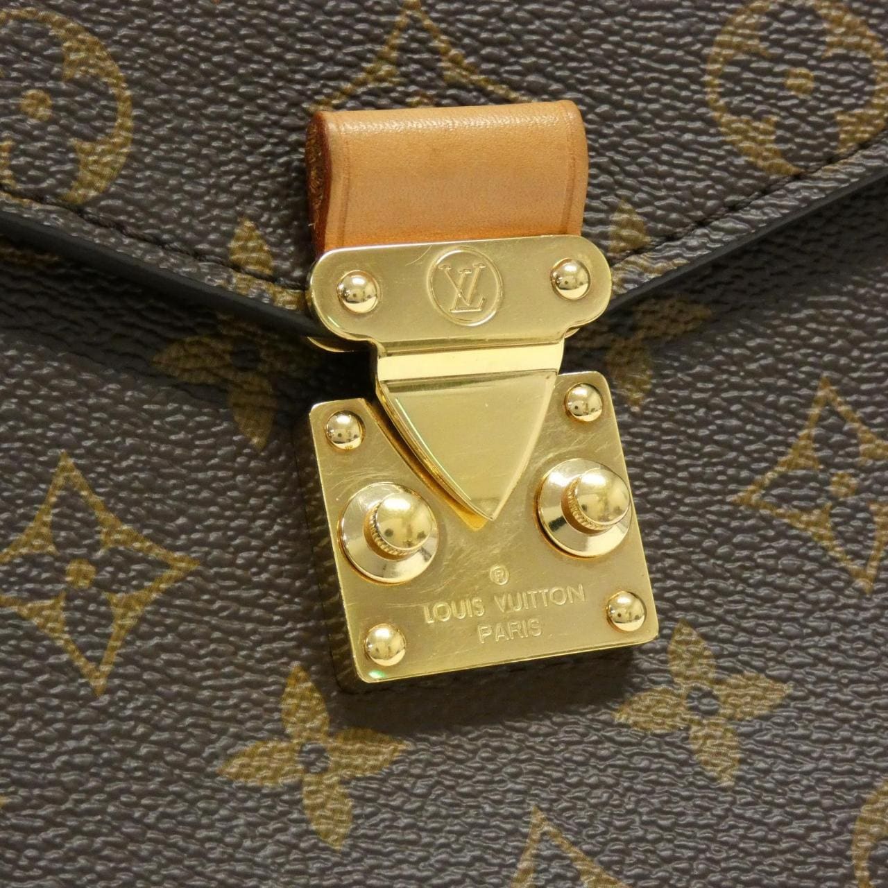 LOUIS VUITTON Monogram Pochette Metis 中型包 M44875