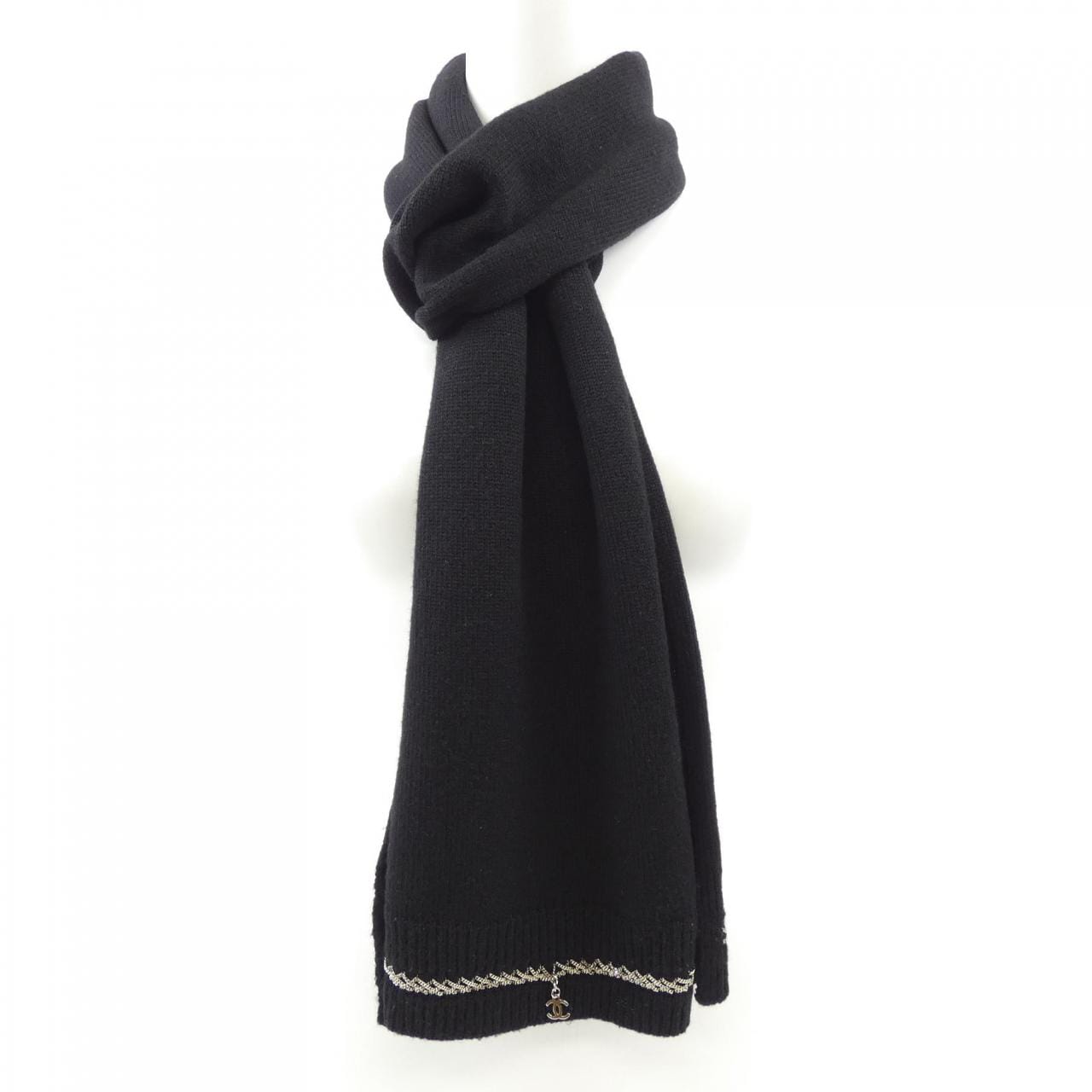 CHANEL MUFFLER