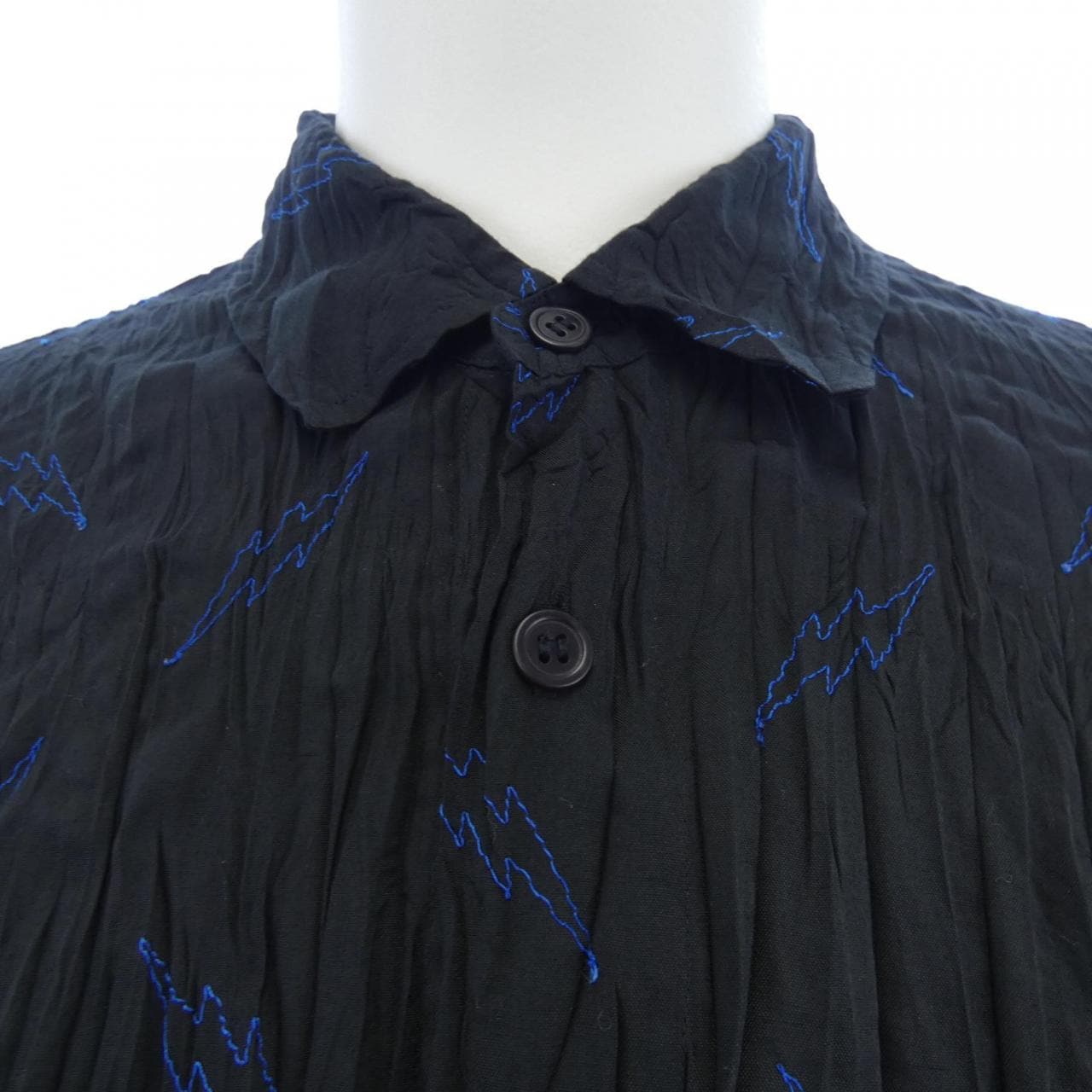 イッセイミヤケ ISSEY MIYAKE ME81FJ102 シャツ