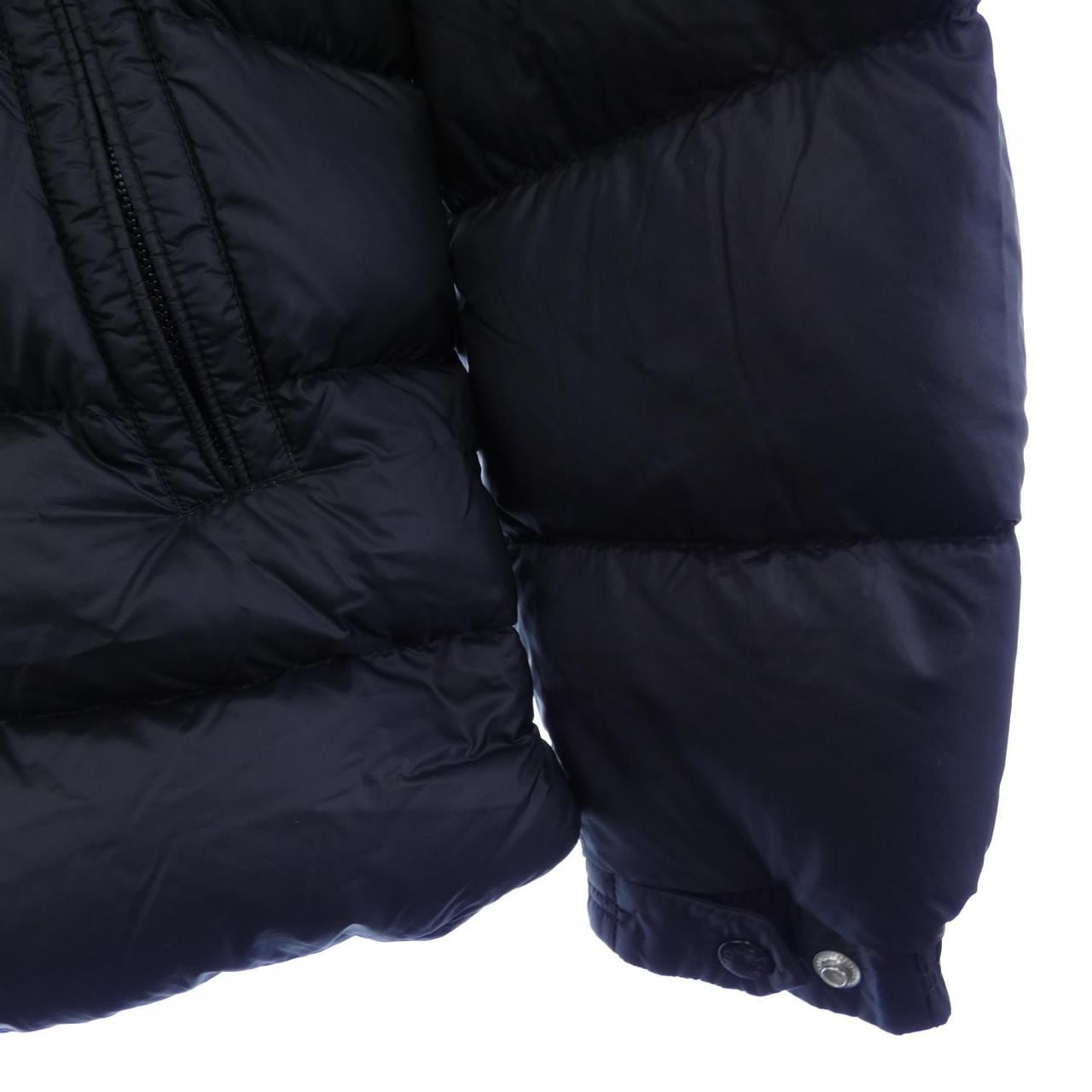 モンクレール MONCLER ダウンジャケット