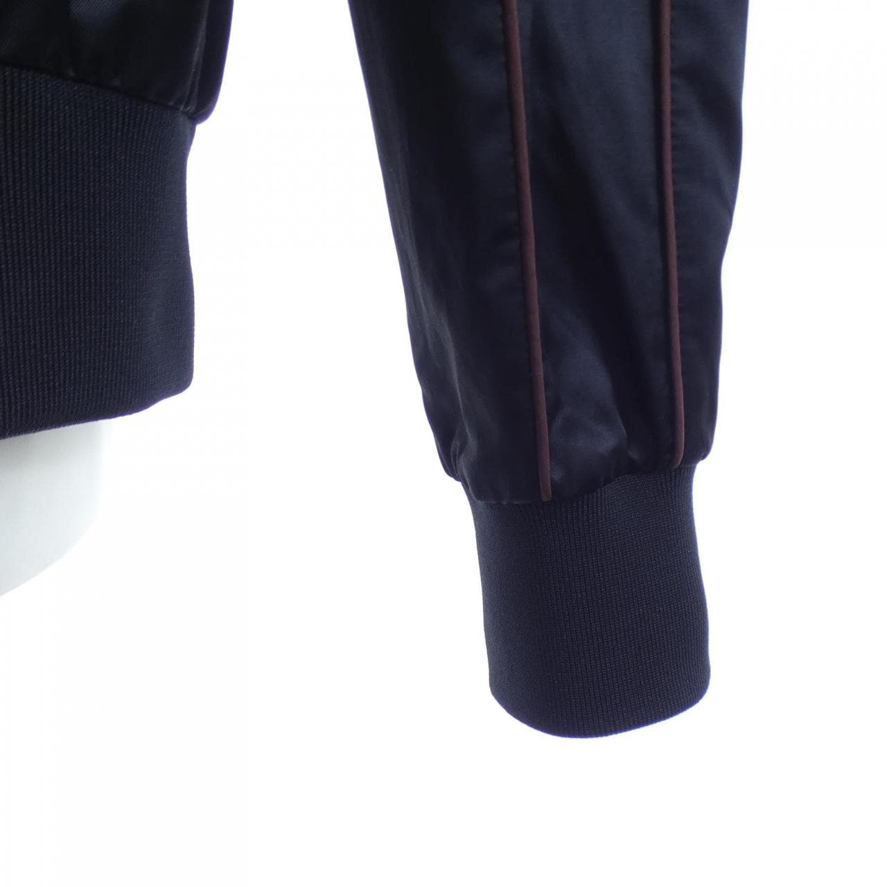 ヴァレンティノ VALENTINO NV3CI0E14FN ブルゾン