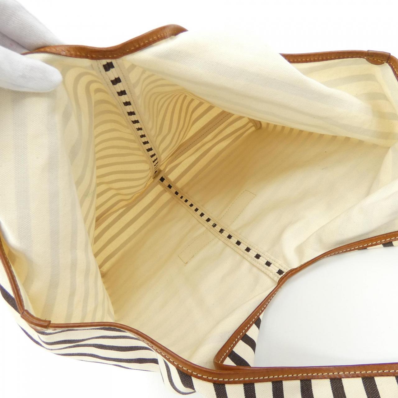 Felisi 10-46 BAG