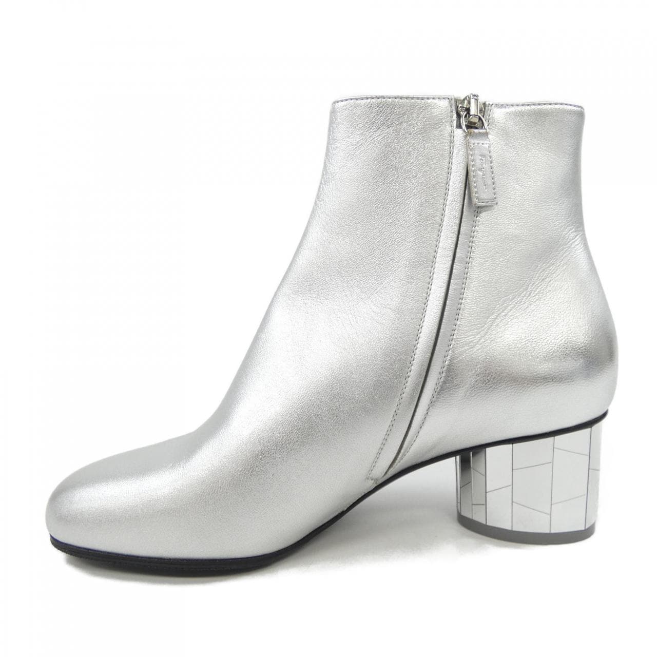 サルヴァトーレフェラガモ SALVATORE FERRAGAMO ブーツ