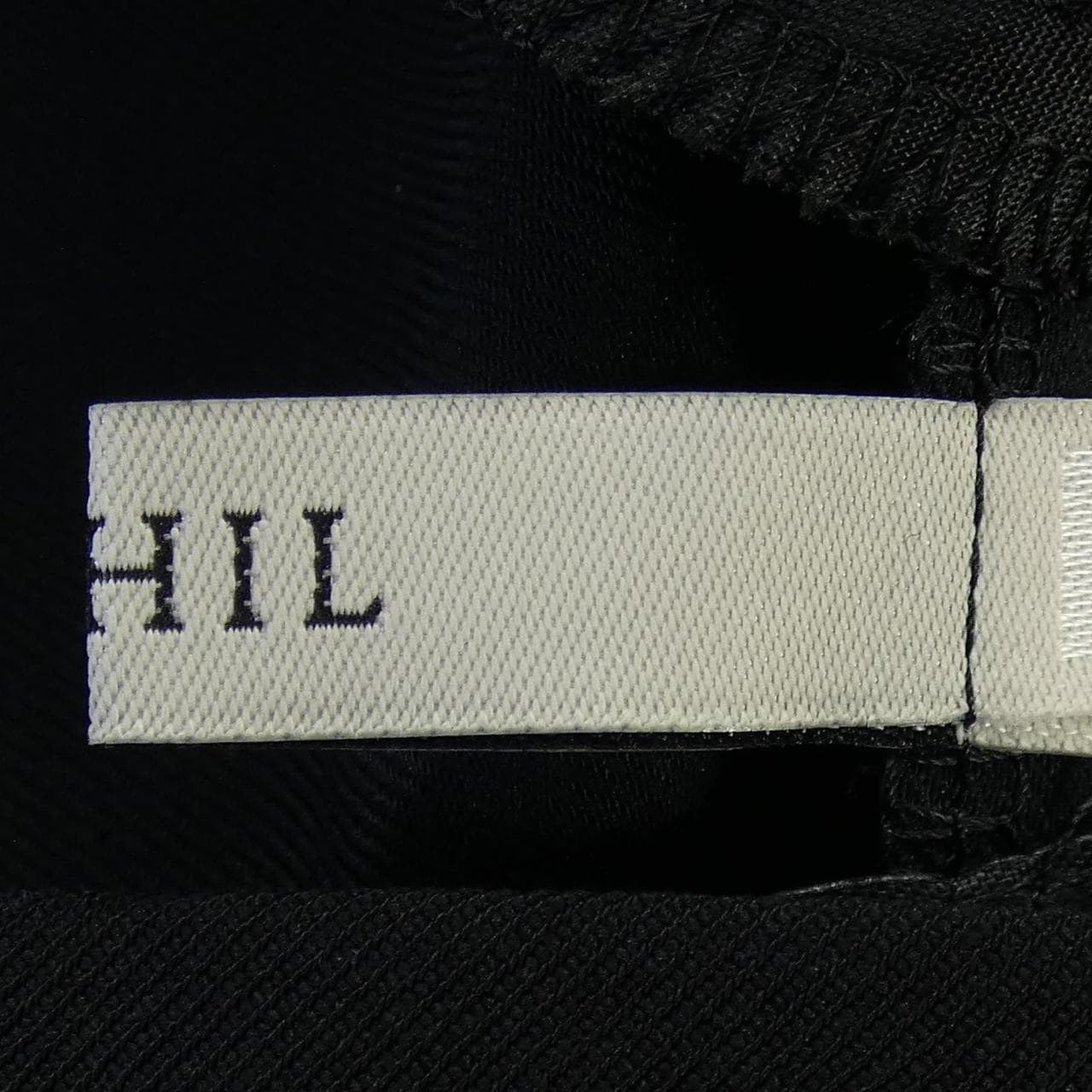 ルフィル LE PHIL パンツ