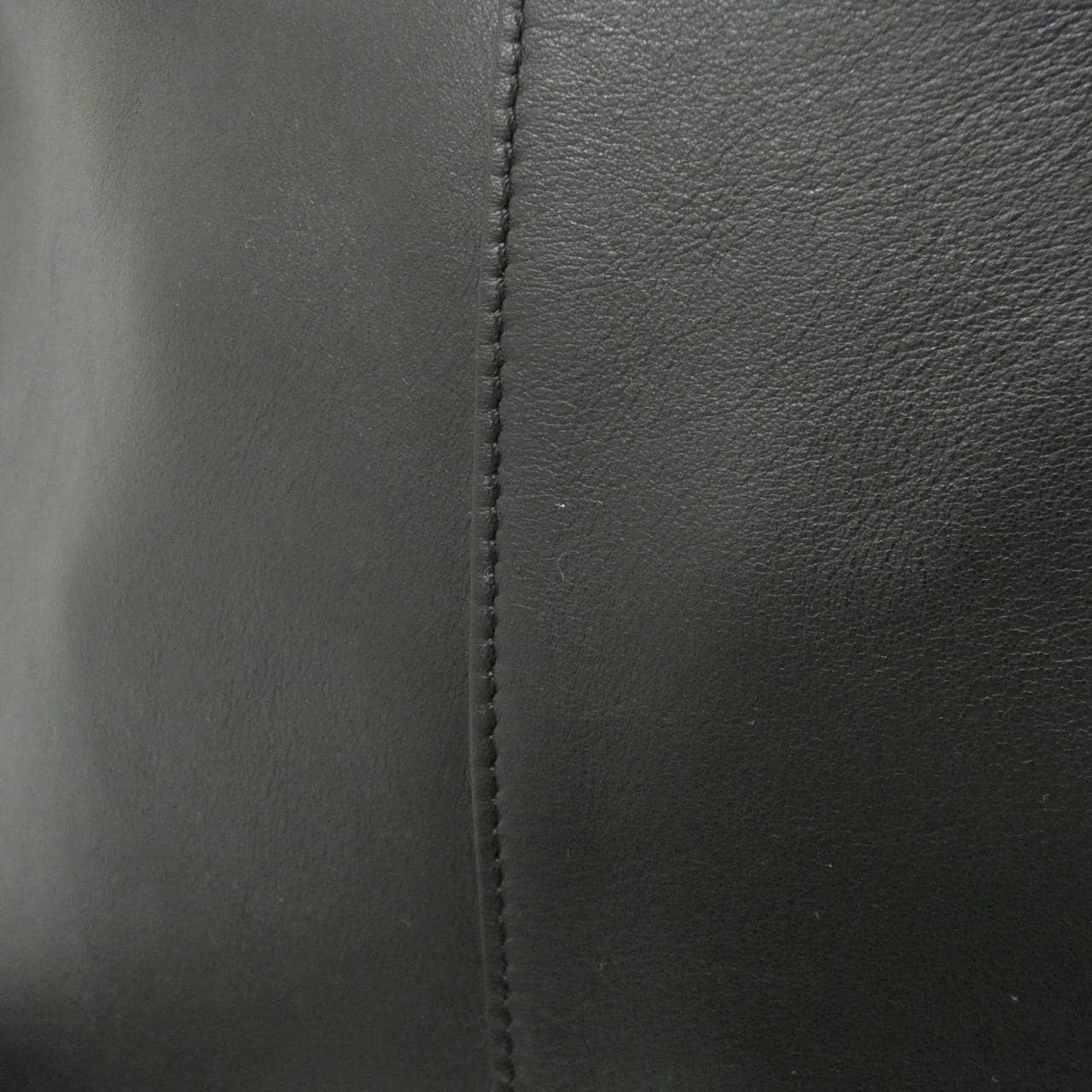 トッズ T CASE ショルダーバッグ