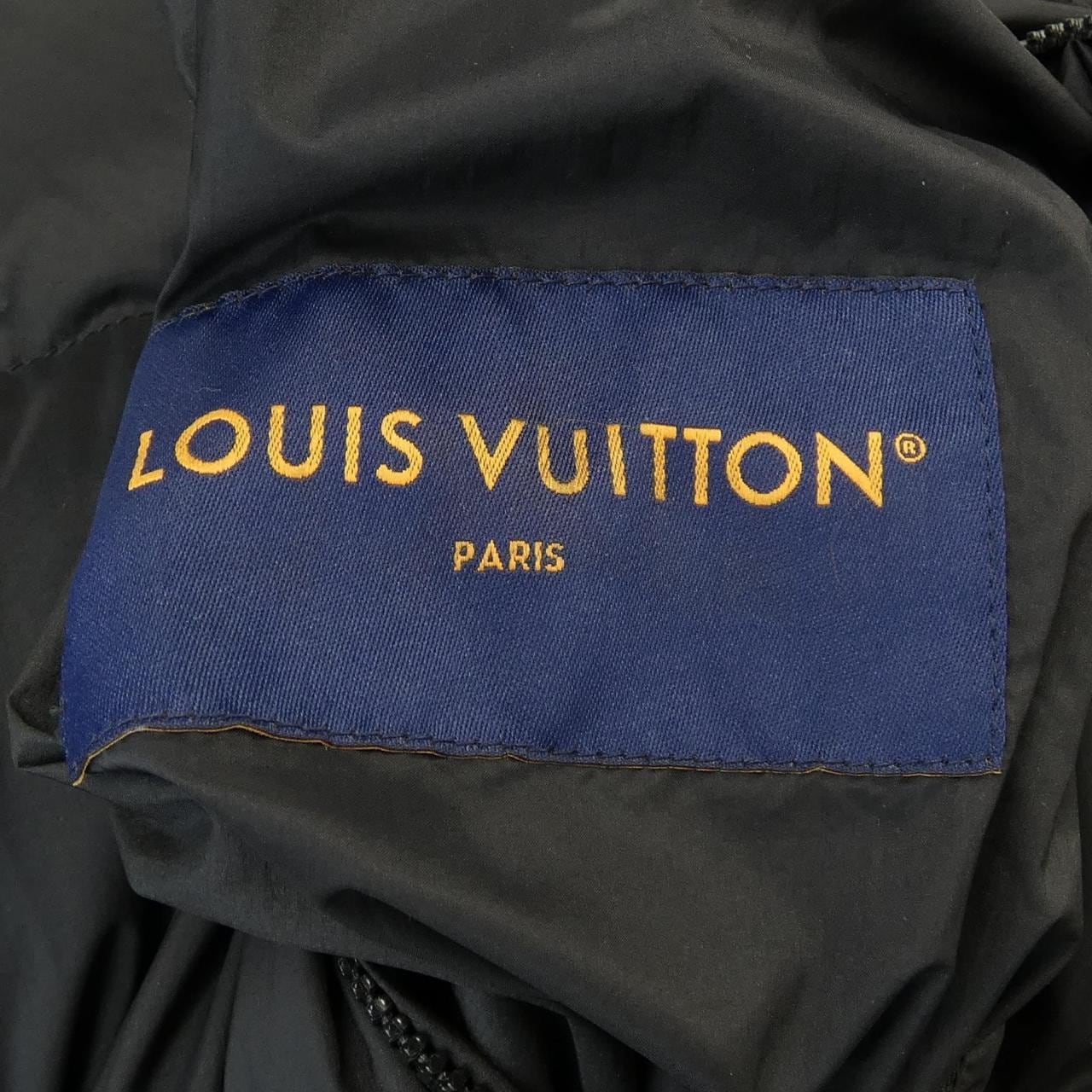 ルイヴィトン LOUIS VUITTON リバーシブルウインタリーダウンパーカ HOK50ETI4 ダウンコート