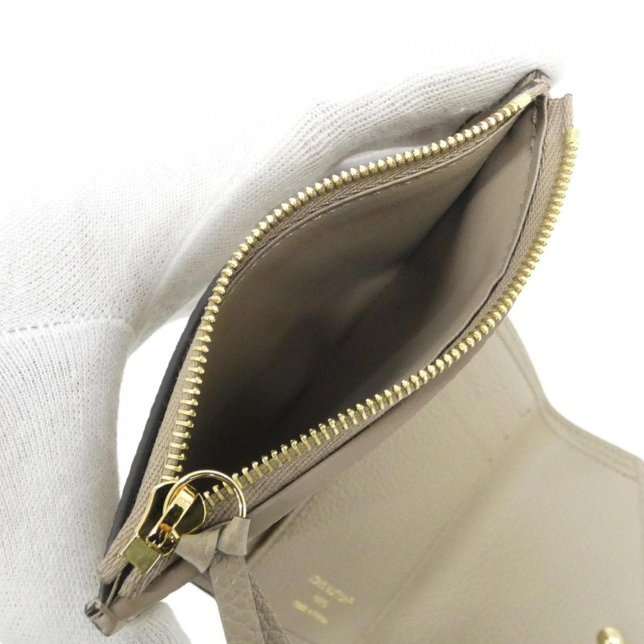 LOUIS VUITTON雙色Monogram Empreinte Portefeuille Victorine M81861 皮夾