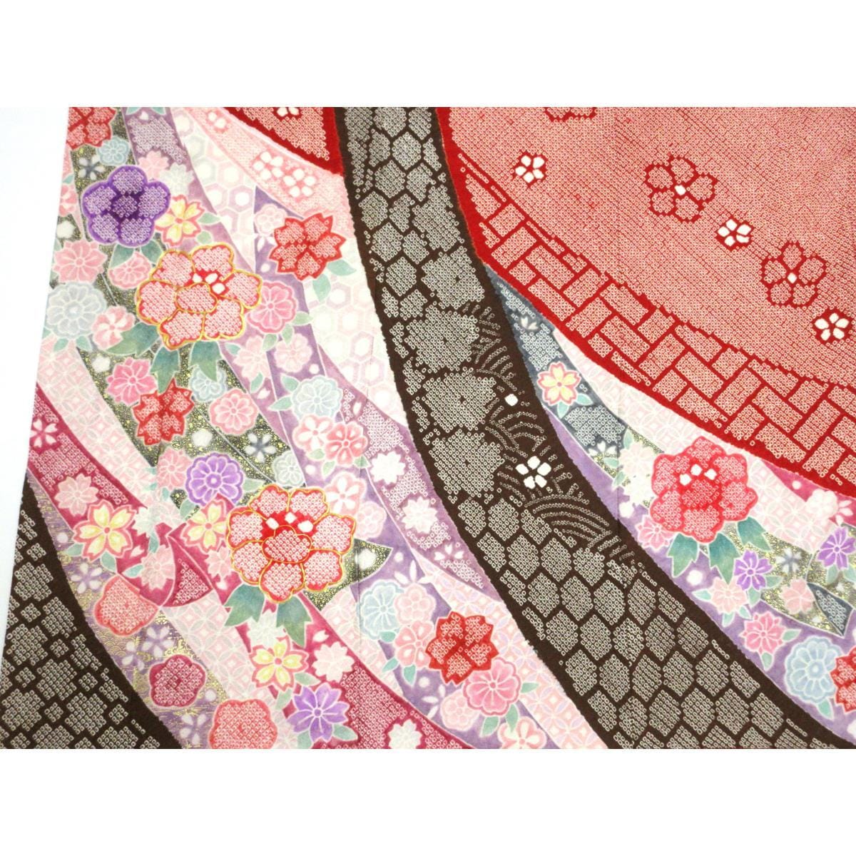 振袖　友禅金彩加工　刺繍入り絞り加工