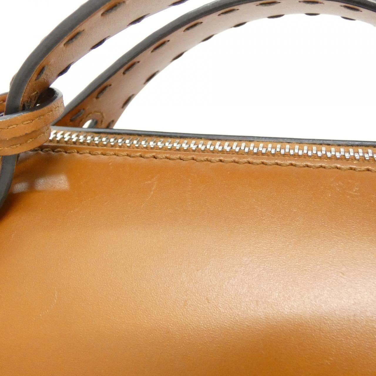 フェンディ バイ ザ ウェイ ミディアム 8BL146 AC9L バッグ