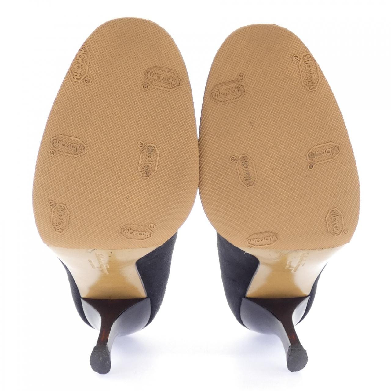 サルヴァトーレフェラガモ SALVATORE FERRAGAMO パンプス