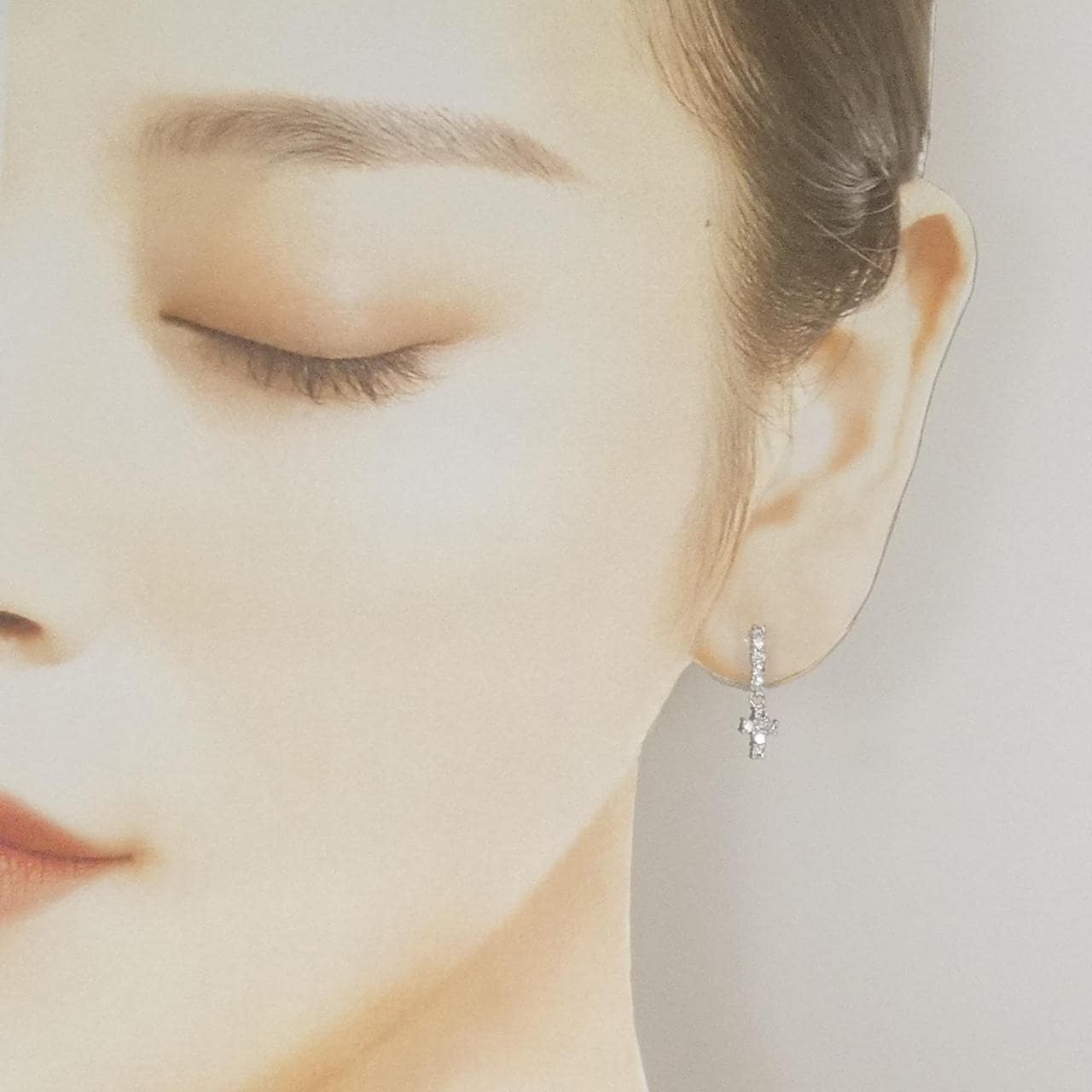 PT900 クロス ダイヤモンド ピアス 0.40CT