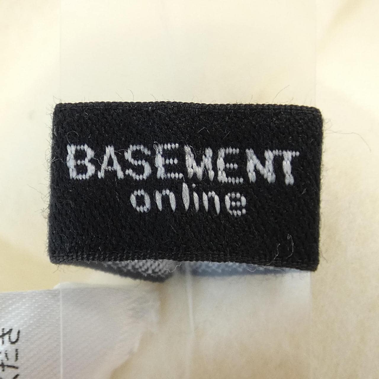 BASEMENT コート