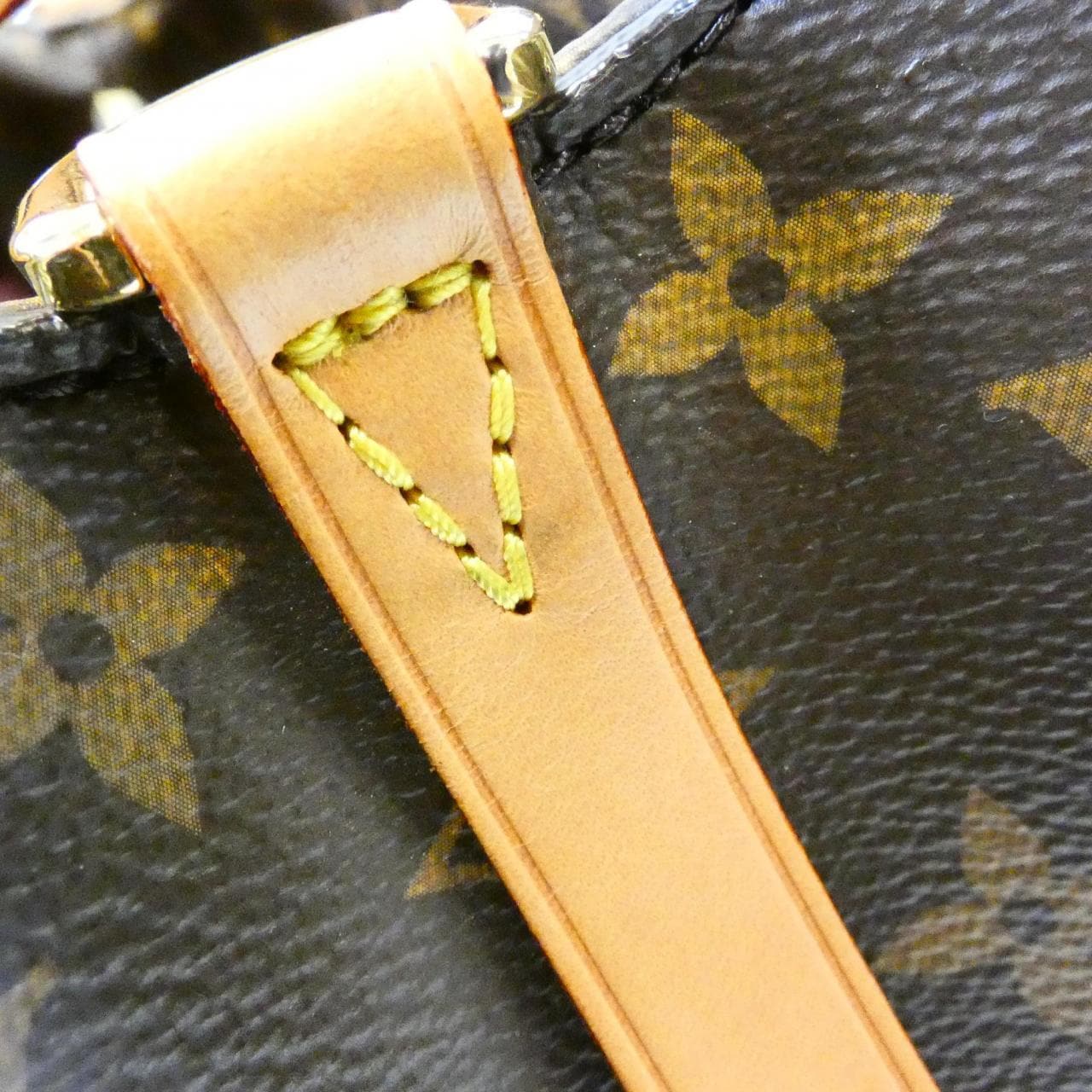 LOUIS VUITTON Monogram Montaigne 中號 M41056 包