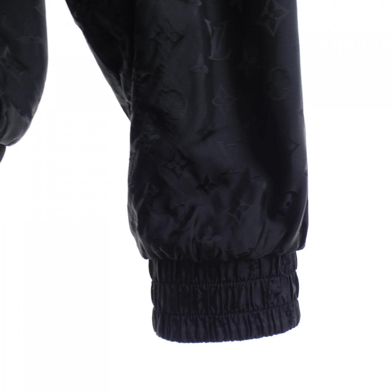 ルイヴィトン LOUIS VUITTON モノグラムリバーシブルライトボンバー HON40XZLW ブルゾン