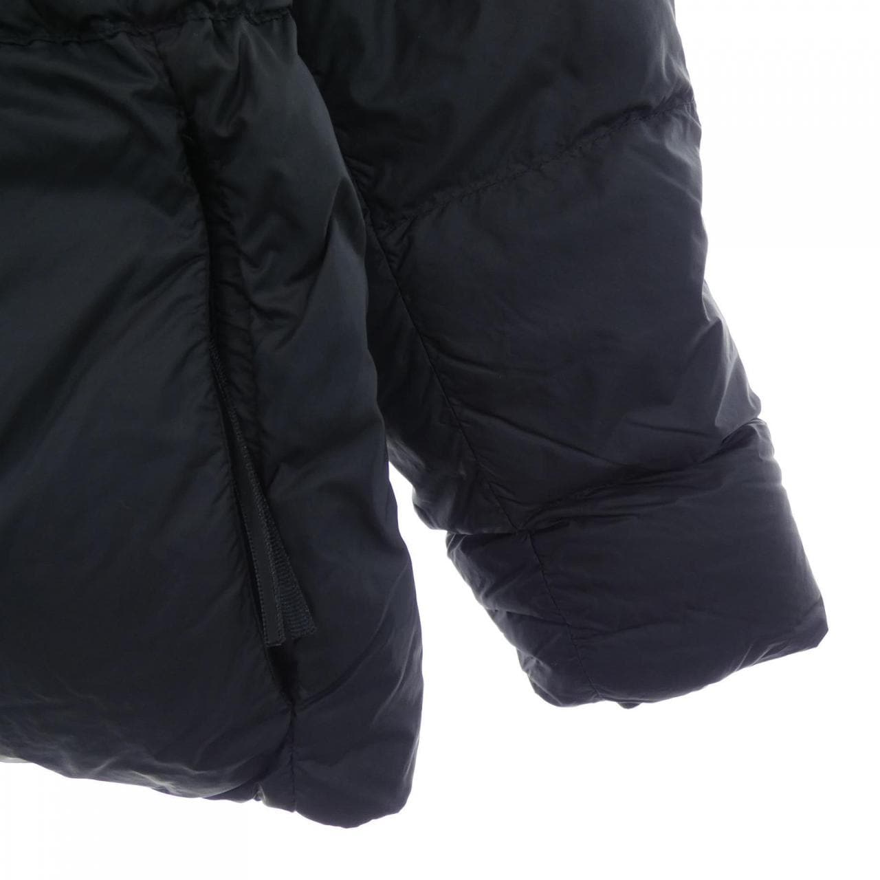 カナダグース CANADA GOOSE MONTGOMERY モントゴメリー 3042WT ダウンジャケット